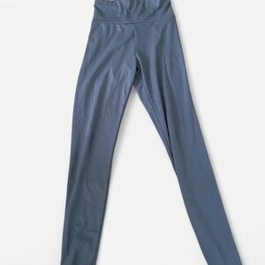 High-Waisted Blue Leggings